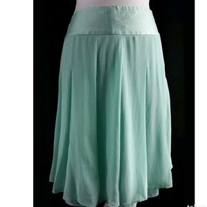 Banana Republic Mint Pleated 100% Silk Skirt